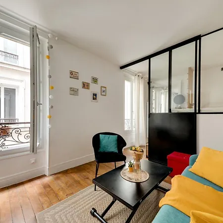 Mon Precieux Daire Paris